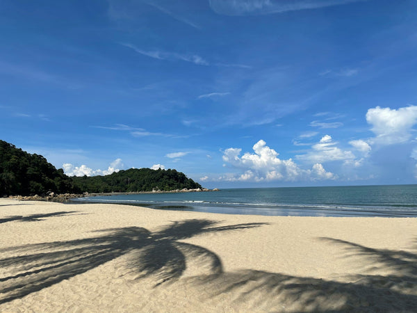 10 Pantai di Melaka untuk Percutian Santai Bersama Keluarga